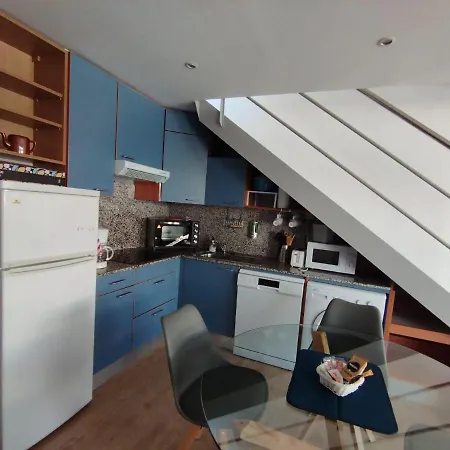 Apartment Atico Terrace: Mountain & Marina Views With Pool