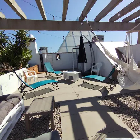 Atico Terrace: Mountain & Marina Views With Pool