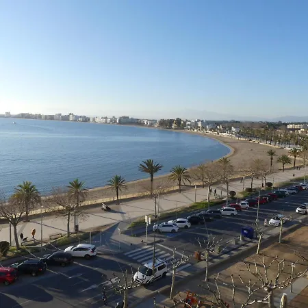 Atico Terrace: Mountain & Marina Views With Pool Apartment Roses